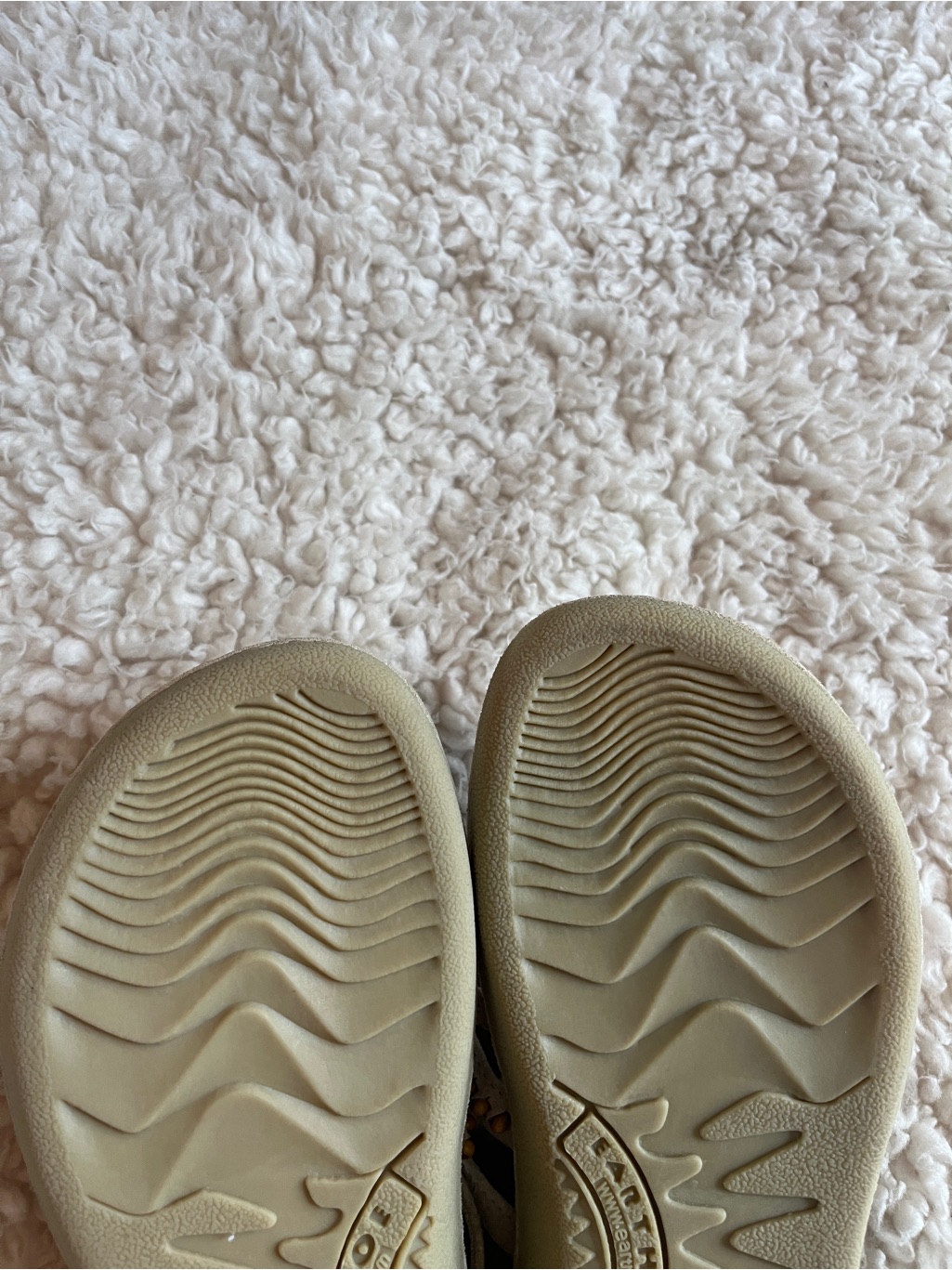 Earth Shoes Pueblo Sandals Beige Leather Sandals New With Tags Size 7 — image 5 of 5